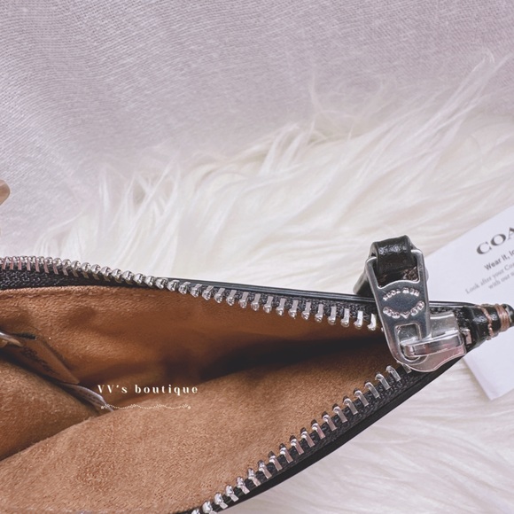 NWT Coach Mini Skinny Id Case With Tartan Plaid Print Red Black Multi CC808 - Picture 5 of 5